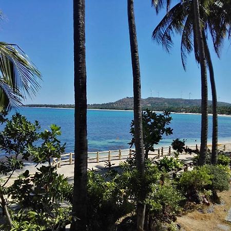 Jun And Carol Beach Cottages Pagudpud Esterno foto