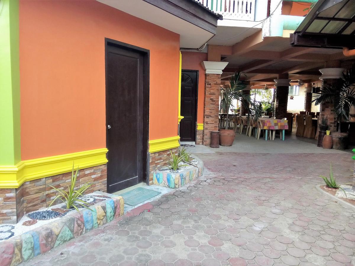 Jun And Carol Beach Cottages Pagudpud Esterno foto
