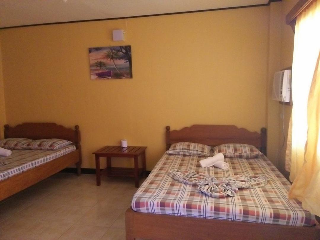 Jun And Carol Beach Cottages Pagudpud Esterno foto